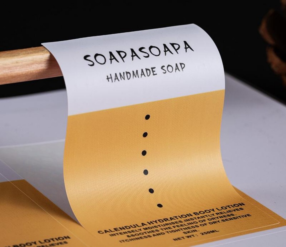 Papier autocollant imperméable - Company Profile Printing avis et prix